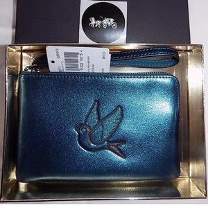 Coach Corner Zip Wristlet, Leather, So CUTE